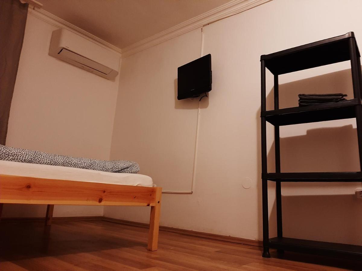 Apartman Vorosmarty Appartement Boedapest Buitenkant foto