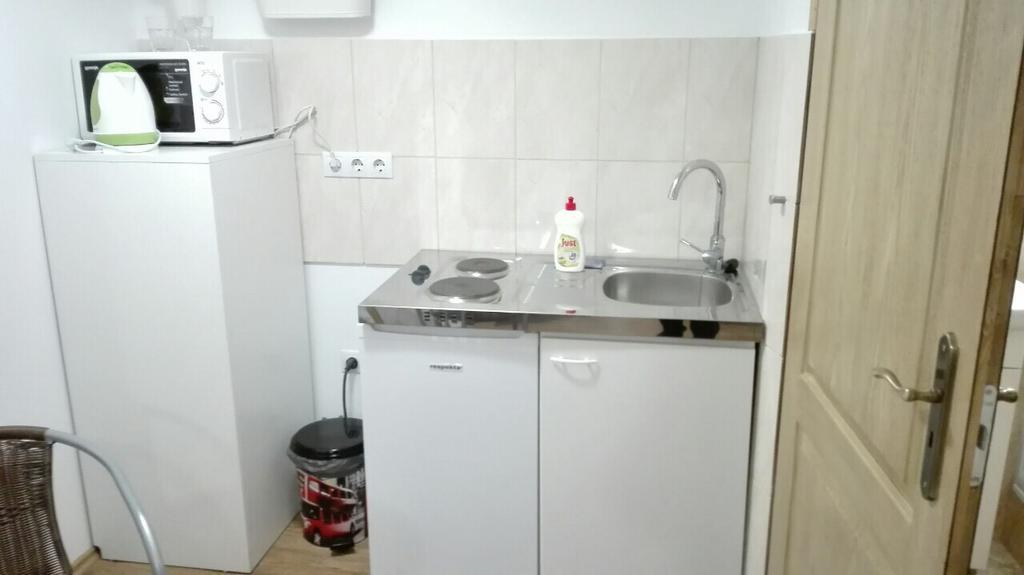 Apartman Vorosmarty Appartement Boedapest Buitenkant foto