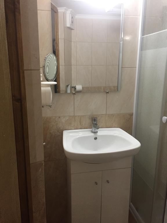 Apartman Vorosmarty Appartement Boedapest Buitenkant foto