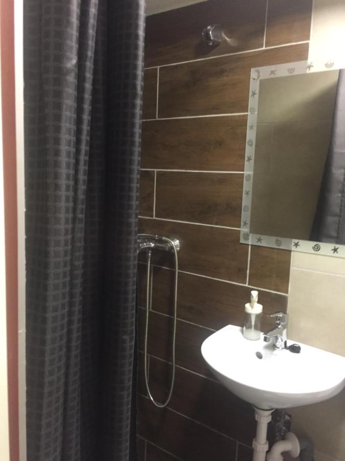 Apartman Vorosmarty Appartement Boedapest Buitenkant foto